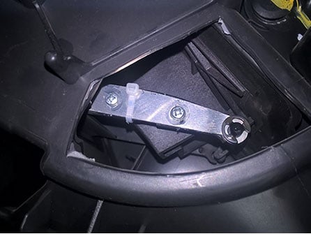 Ремонт заслонок печки Шевроле Круз 1. 